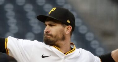 Yankees Trade Idea Reunites Starting Pitcher Amid Injuries