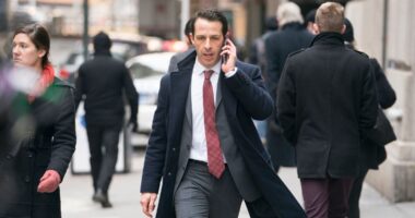 10 Best Shows About Rich People, Ranked