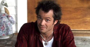 21 Years Ago, Timothy Olyphant Cemented Himself as a Lovable Scumbag in This Raunchy Teen Comedy