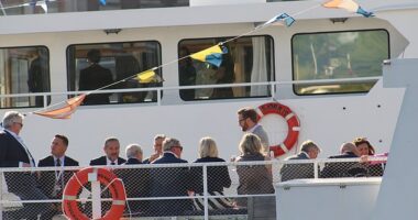 Pictured: Wes Streeting (second from left) sailing to the group's Saturday banquet sitting next to José Manuel Barroso, former president of the EU commission and chair International Advisors, Goldman Sachs International