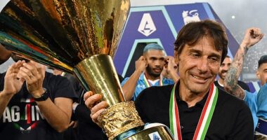 Napoli's Antonio Conte has aimed a brutal dig at former side Tottenham for apparently lacking ambition