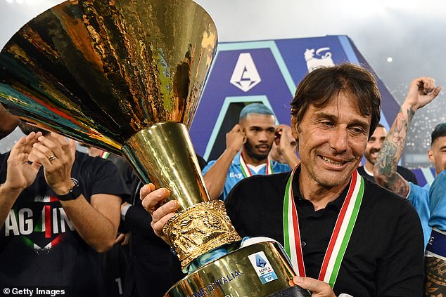 Napoli's Antonio Conte has aimed a brutal dig at former side Tottenham for apparently lacking ambition