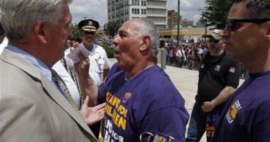 Attempted Obstruction of L.A. ICE Raid by SEIU President Makes Him New Poster Child for 'Resist Trump' – RedState