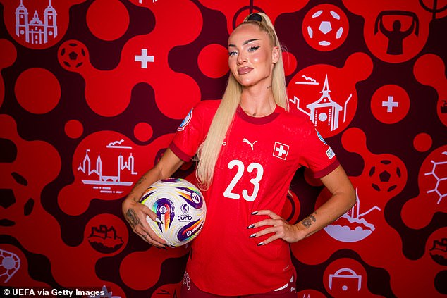 Switzerland's women's team lost 7-1 to male Under-15 side FC Luzern ahead of the Euros