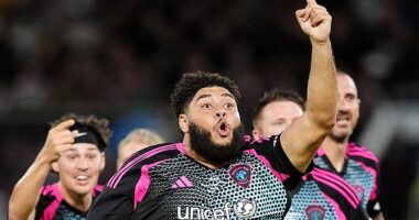 Rapper Big Zuu scored a late winner to hand the World XI victory at Soccer Aid