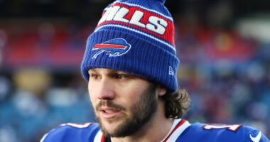 Bills Worries Rise Over Josh Allen Ability to Fix Chemistry With Dalton Kincaid
