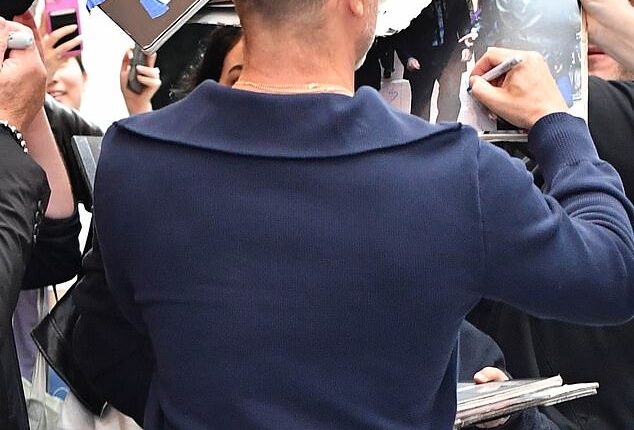 Hollywood hunk Brad Pitt appears to be suffering from a bit of hair loss