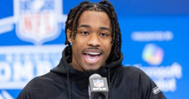 Broncos DB Jahdae Barron Sends Message About Arch Manning
