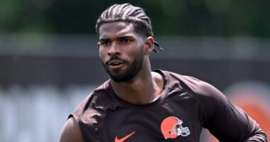 Browns Trade Proposal Sends Shedeur Sanders to Steelers