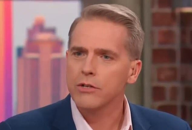 CNN star Scott Jennings used Supreme Court Justice Elena Kagan's own words against her when discussing Donald Trump 's new bombshell Supreme Court ruling