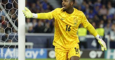 Chelsea's deal for goalkeeper Maignan is off after they refused to pay Milan's asking price