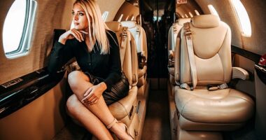 There are three distinct types of high-end PA roles – for entertainment creatives, celebrities and ultra-high-net-worth individuals