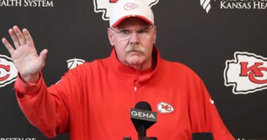 Ex Chiefs OT Changes Course To Sign With Different NFC Team