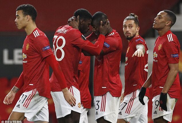 A former Manchester United star is on the verge of signing for Burnley, according to a report