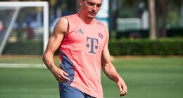 Fulham are exploring a potential return for Bayern Munich midfielder Joao Palhinha