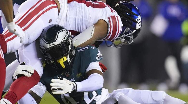 Giants Host Ex-Eagles Prospect, 3 Other Minicamp Tryouts: Report