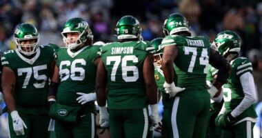 Giants' Trade Pursuit of Jets' Alijah Vera-Tucker Makes No Sense