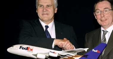 In The Early 1970s, FedEx Was Teetering On Bankruptcy. So Founder Fred Smith Took The Company's Last $5k... And Went To Vegas