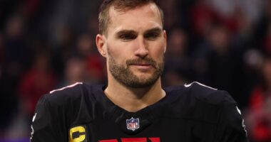 Celebrity Net Worth logo