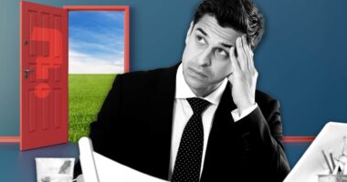 It’s a terrible time to quit your job — except in these 3 cases