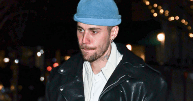 Justin Bieber Goes OFF In Viral Clip As He Confronts Paparazzi For Harassing Him At The Beach