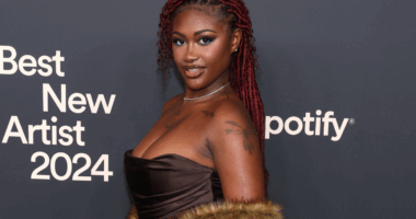 Mood! The Internet Is Shook Over Kaliii’s Curves & Face Card Combo In New Thirst Trap