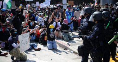 LA protests live updates: LAPD authorizes use of 'less lethal munitions' as Highway 101 is blocked