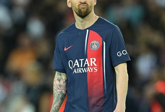 It has been claimed that Lionel Messi felt that Kylian Mbappe was 'protected' at PSG