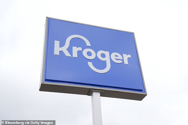Popular supermarket chain Kroger has been called out by a disgruntled shopper over the underwhelming designs on its Juneteenth cakes