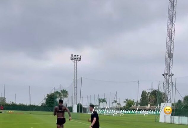 Marcus Rashford posted training footage and hit back at a fan criticising him