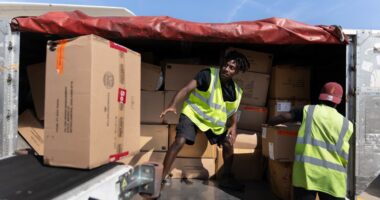 More good inflation news: Wholesalers show little sign of rising price from tariffs