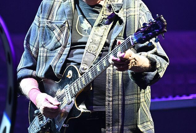 Neil Young took to the stage at Glastonbury on Saturday night but was faced with a sparse crowd compared to other performers