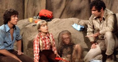 Netflix To Remake 1974 Cult Classic Dinosaur Series That Has Been Rebooted Twice