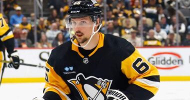 Penguins' 3-Time Norris Winner a Likely Trade Candidate: Insider