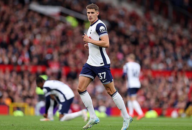 Micky van de Ven produced the top speed of any player in the Premier League last season