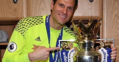 A Premier League-winning goalkeeper has revealed that he would be 'interested' in a potential move to Wrexham