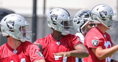 Raiders Predicted to Cut Young QB Ahead of 2025 Season