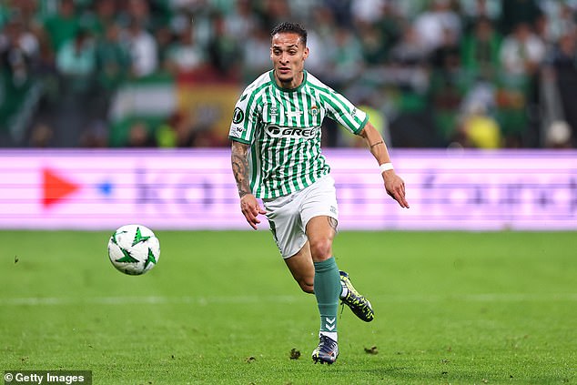 Real Betis want further talks with Manchester United over a proposed deal for winger Antony