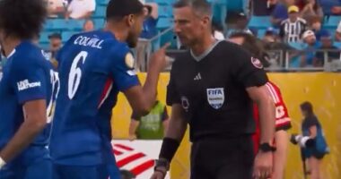 Levi Colwill let out a furious rant at the referee after Chelsea conceded a penalty vs Benfica