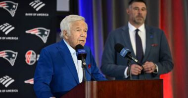 Robert Kraft Reveals Timetable, Succession Plan for Patriots