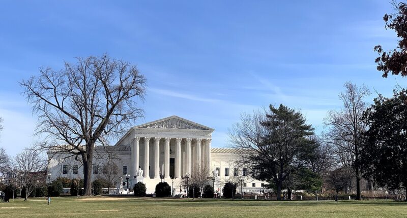 SCOTUS Nukes Universal Blocks On Birthright Citizenship Order