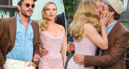 Scarlett Johansson and Jonathan Bailey share tender kiss at 'Jurassic World Rebirth' premiere in London