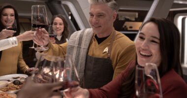 L to R Rebecca Romijn as Una, Melanie Scrofano as Batel, Anson Mount as Capt. Pike and Christina Chong as Laían in season 3 , Episode 7 of Strange New Worlds streaming on Paramount+. Photo Credit: Marni GrossmanParamount+