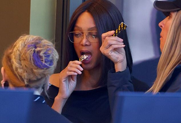 Tyra Banks has been spotted trying out some of the ice cream flavours on offer at her newly-opened Sydney store SMiZE & DREAM