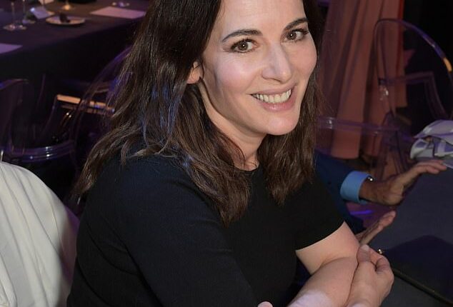 While in town to host dinners for Vivid Sydney 2025, Nigella was spotted at various restaurants enjoying the local food scene with friends and famous restaurateurs