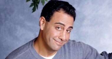 The Real Reason ‘Everybody Loves Raymond’ Cut Ray’s Brother From That Season Premiere