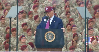 Trump says people who burn the American flag