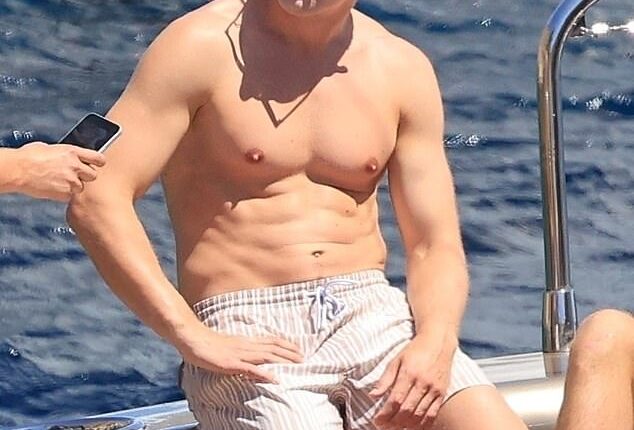 Swedish striker Viktor Gyokeres is soaking up the sun in style during his summer getaway to Mykonos, Greece
