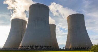 Want in on Trump’s newest deregulation play? These energy stocks and ETFs could deliver big gains from uranium’s surge.