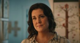 Yellowjackets' Melanie Lynskey Shares A Disappointing Update On Her Husband's Missing Bonus Episode
